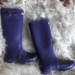 Hunter tall boots iris purple size 6m/7f rare